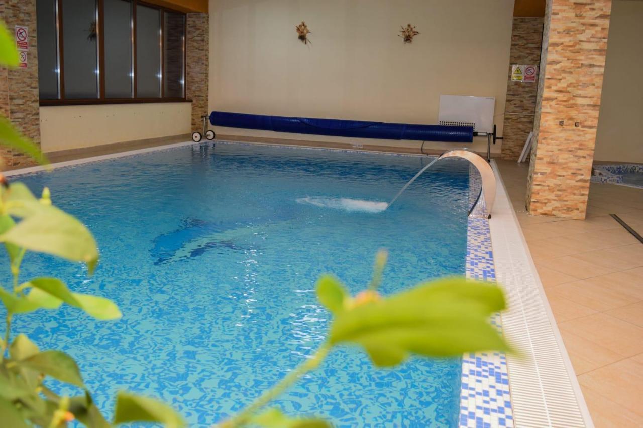 Pensiunea Dracula & Spa Căpăţîneni-Ungureni Bagian luar foto